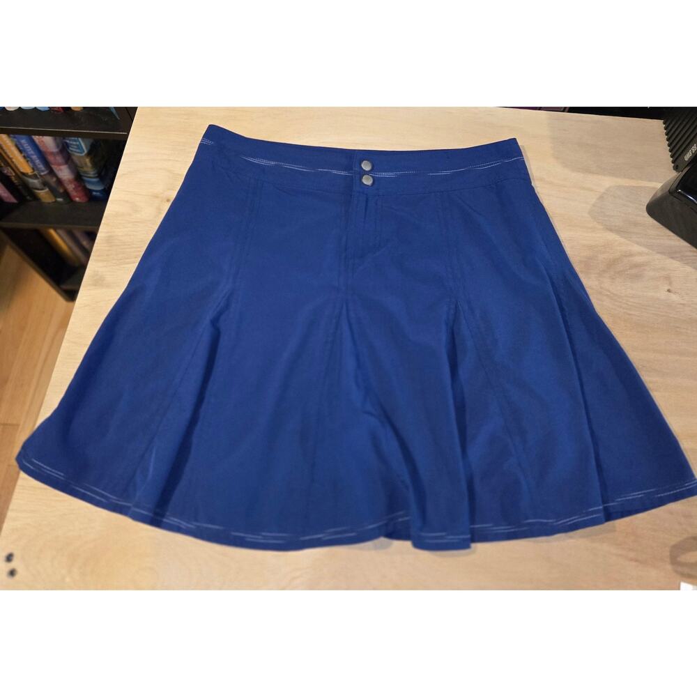 Title Nine Navy tennis pickleball activewear skort sz 4